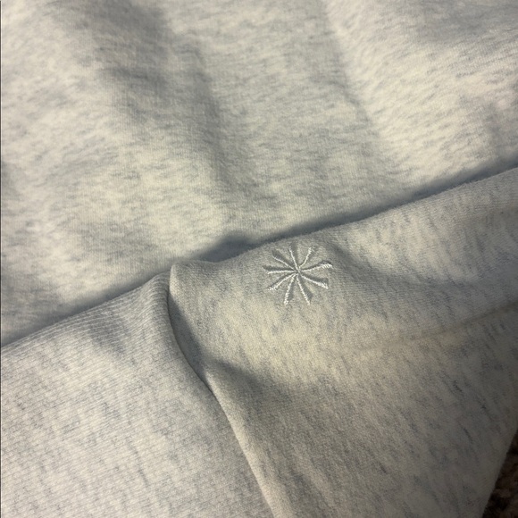 Athleta Retroplush Revive Crewneck Sweatshirt Gray Heather S/659243 - Picture 5 of 5